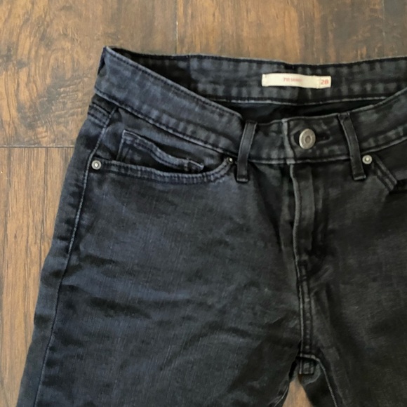 Black Levi Jeans - Picture 4 of 7